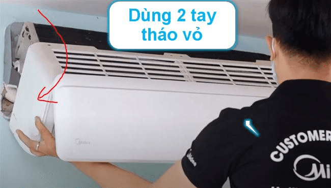 tháo ốc dàn lạnh điều hoà Midea