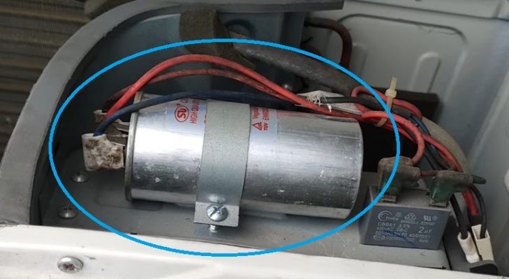 Tụ điện trên dàn nóng midea