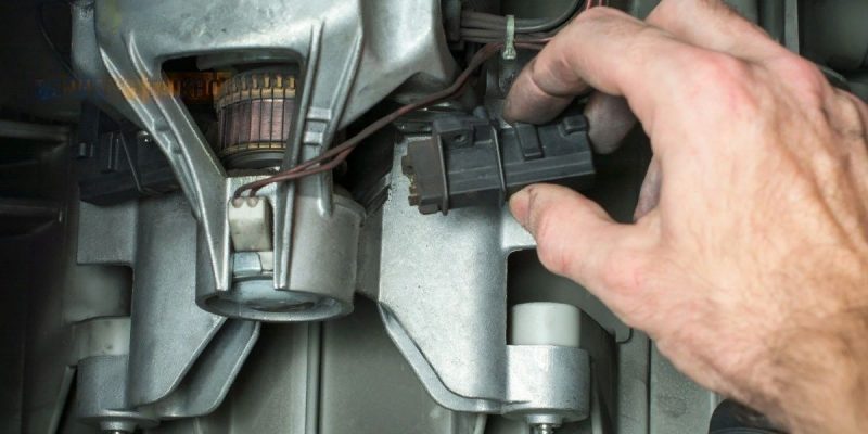 động cơ máy giặt hỏng khiến lỗi LE xuất hiện