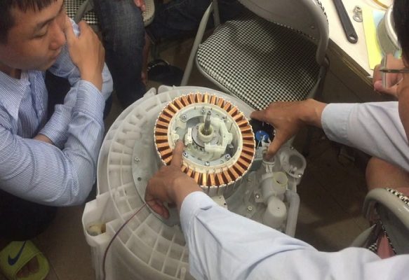 cảm ứng từ trong độ cơ máy giặt lg bị hỏng cũng gây lỗi LE