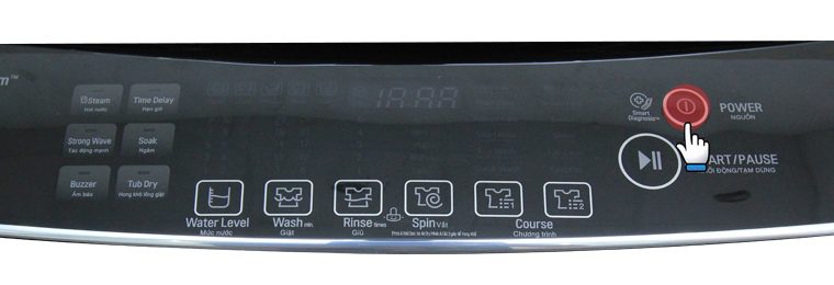 Nhấn nút Power trên máy giặt LG