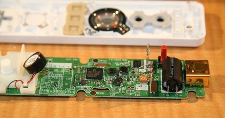 Điều khiển tivi Samsung nháy đèn đỏ liên tục do bo mạch hỏng