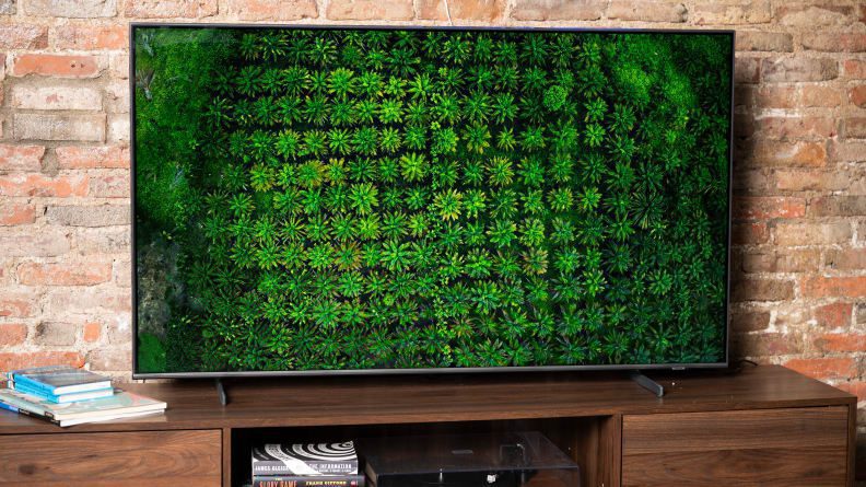 So sánh Samsung Q60B và Sony X80K về khả năng hiển thị hình ảnh