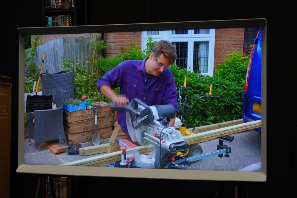 Đánh giá tivi Samsung The Serif về chất lượng hình ảnh