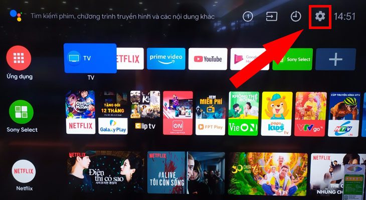 Vào mục Cài đặt nằm ở phía trên góc bên phải tivi. Vào mục Cài đặt nằm ở phía trên góc bên phải tivi.