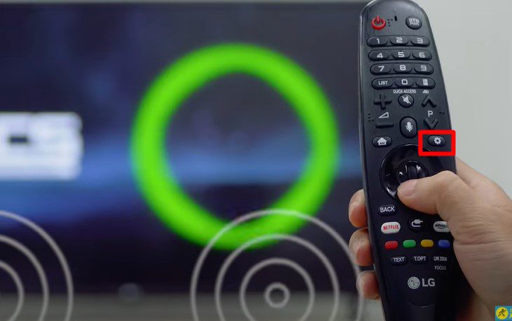 Bấm vào Cài đặt (biểu tượng bánh răng) trên điều khiển. Bấm vào Cài đặt (biểu tượng bánh răng) trên điều khiển để vào mục tắt màn hình tivi lg khi nghe nhạc