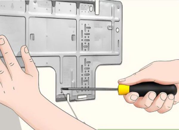 Cố định tấm gắn vào tường