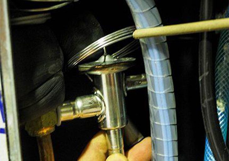 lỗi L5 do van tiết lưu bị hỏng