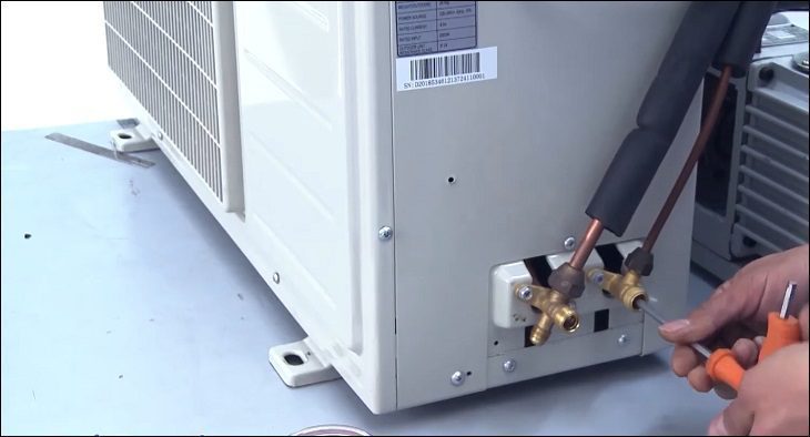 Cách lắp đặt dàn nóng điều hoà cây 