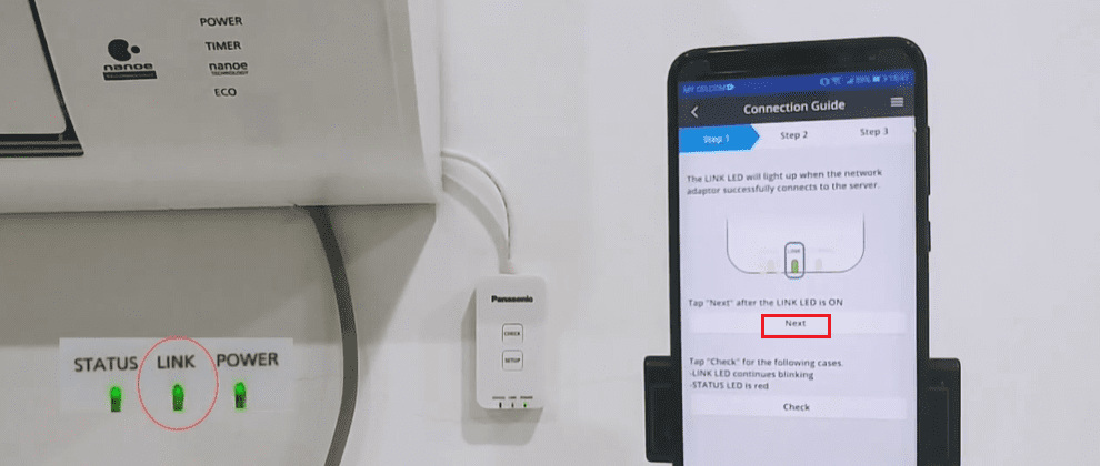 Giữ nút SET UP trên cục adaptor wifi Giữ nút SET UP trên cục adaptor wifi