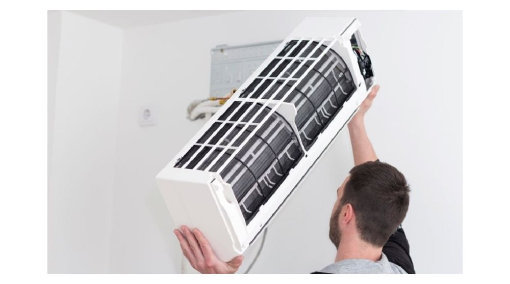 Lắp đặt cục lạnh máy lạnh Mitsubishi