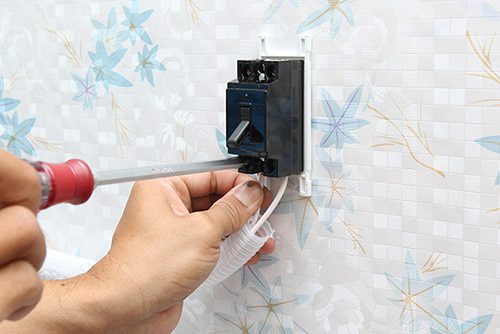 Cách bật điều hòa Mitsubishi không cần điều khiển Cách bật điều hòa Mitsubishi Electric không cần điều khiển