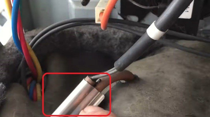 điều hoà đaikin inverter báo lỗi f3 do cảm biến nhiệt bị lỗi báo sai về vi mạch