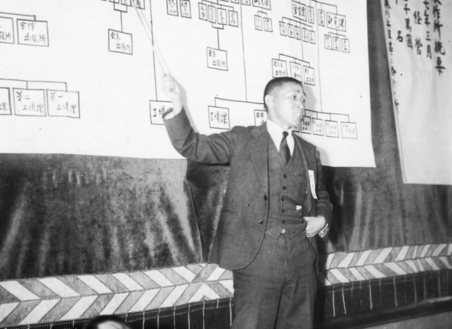 Konosuke Matsushita quyết không sa thải công nhân vì đại suy thoái kinh tế những năm 1950