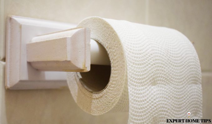 giữ giấy cuộn vệ sinh