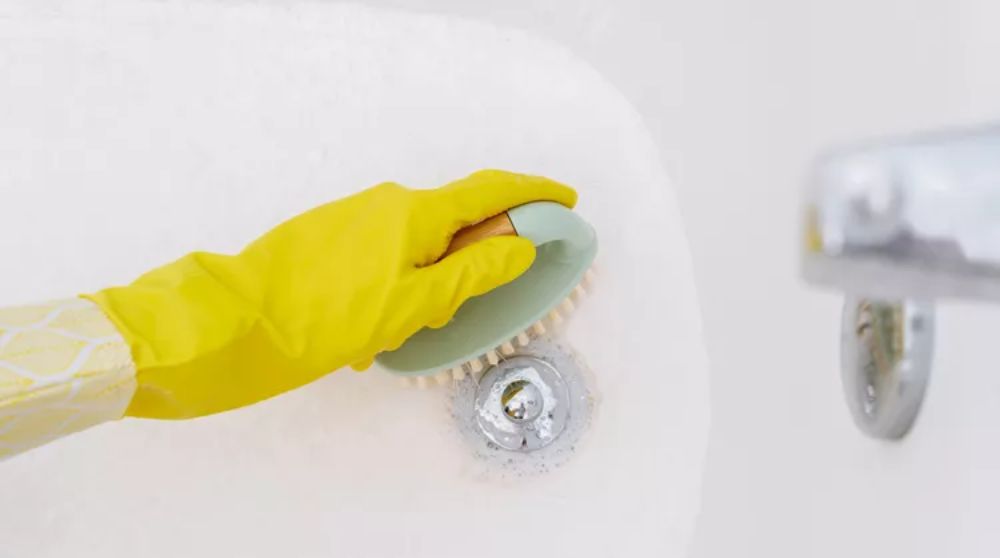 làm sach bồn tắm trước khi giặt