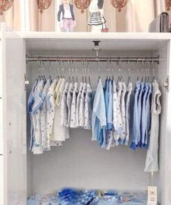 Cách sắp xếp tủ quần áo cho bé gọn gàng, ngăn nắp