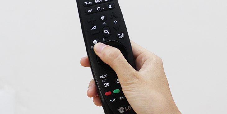 Bước 1: Nhấn vào nút Cài đặt (có hình răng cưa hoặc ngôi nhà) Bước 1: Nhấn vào nút Cài đặt (có hình răng cưa hoặc ngôi nhà)