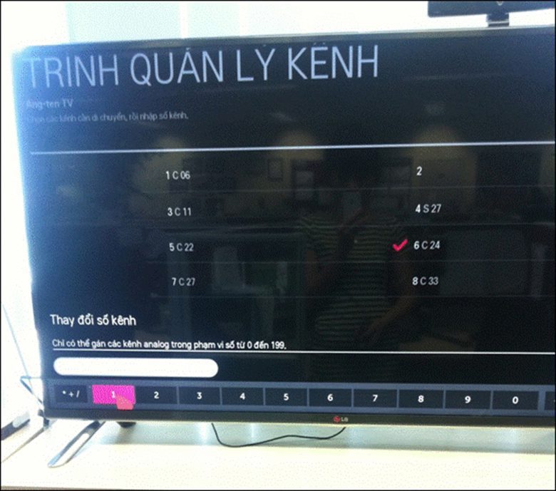 nhập số thứ tự khi thực hiện cách sắp xếp kênh tivi LG