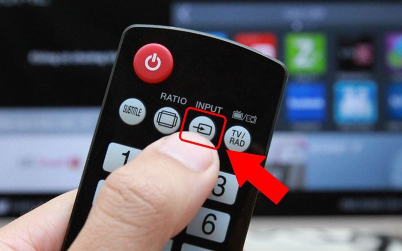  Bật tivi lên và chọn nguồn HDMI bằng Remote
