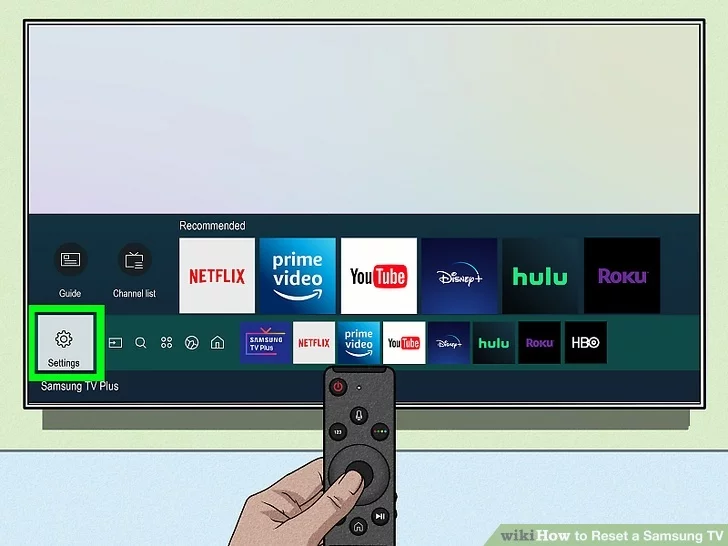 Chọn cài đặt trên tivi Samsung