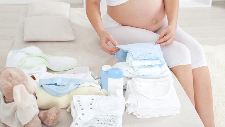 Hướng dẫn cách giặt quần áo cho trẻ sơ sinh đúng cách, an toàn