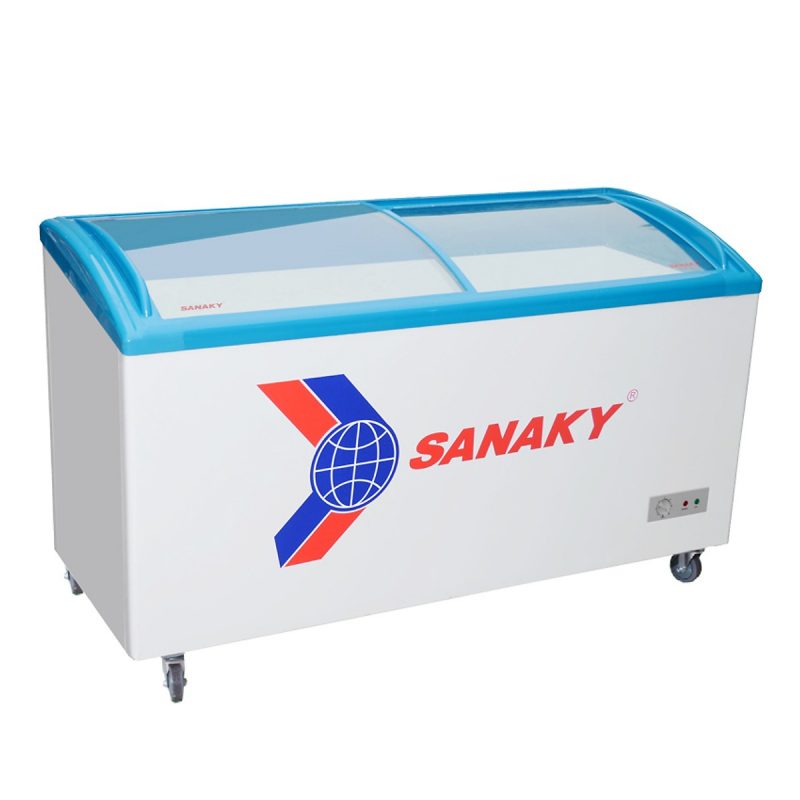 Tủ kem Sanaky VH-6899K mặt kính cong 680 lít