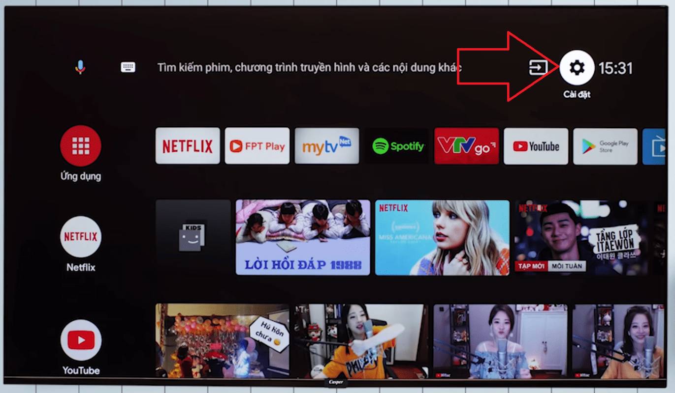 Chọn cài đặt trên màn hình chính tivi casper
