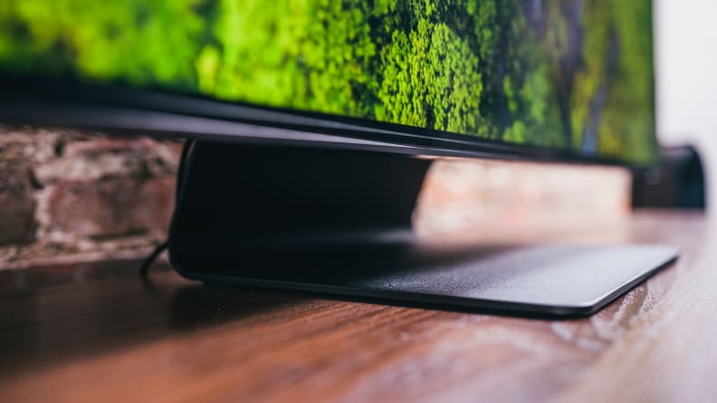 So sánh Samsung QN90A và QN90B về thiết kế: tương tự nhau