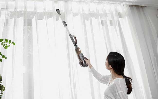 Không vệ sinh rèm và cửa số